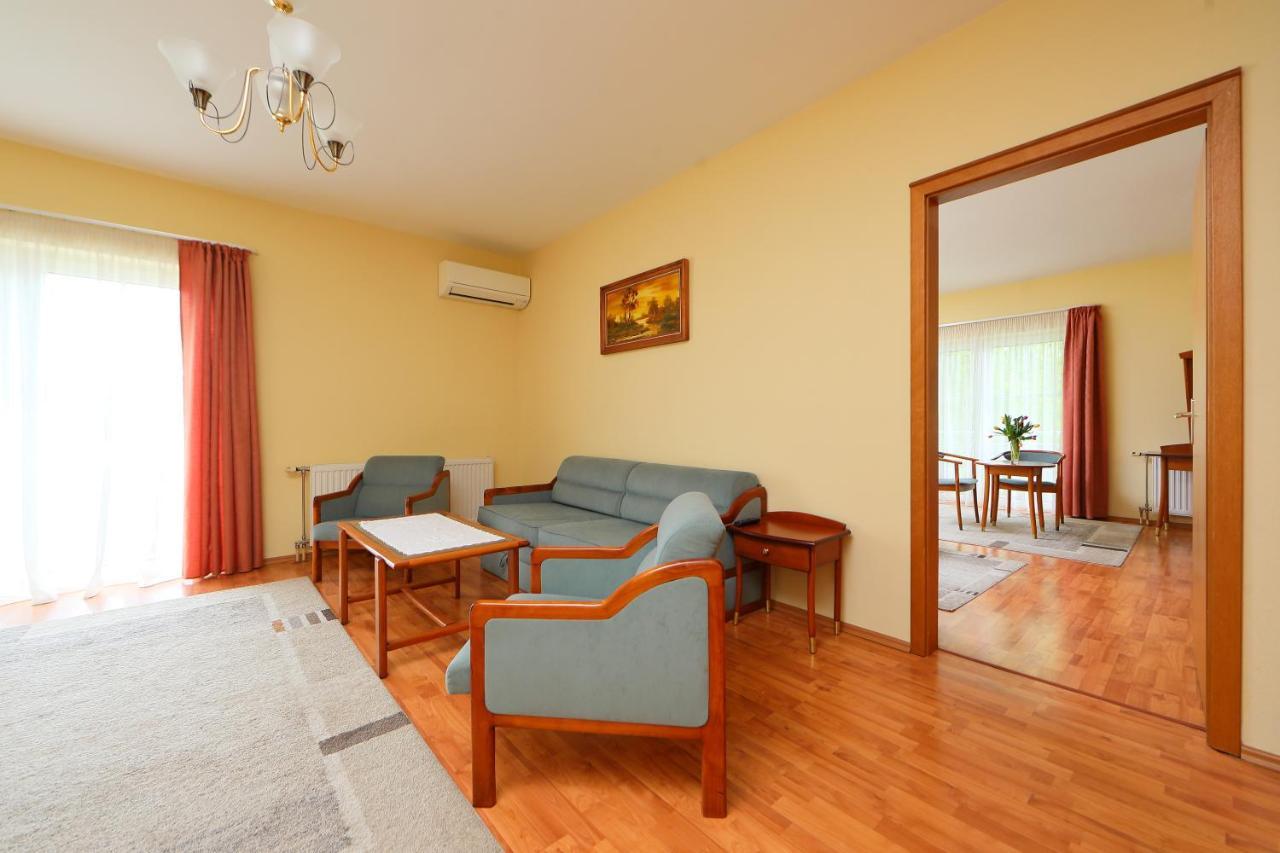 Balazs Villa Balatonfüred Buitenkant foto